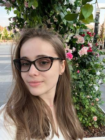 Симиницки Михаела - Маркетолог